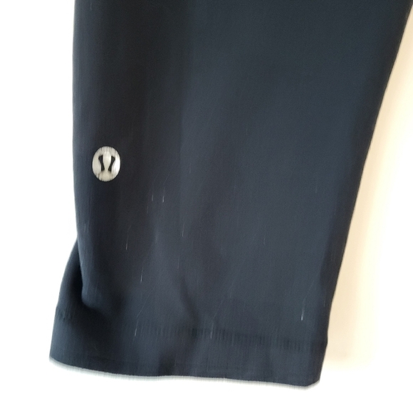 Lululemon Crop Legging with multicored Band in size 8 - Picture 5 of 12